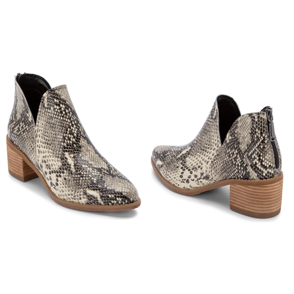 NWT Blondo Waterproof Booties